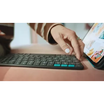 LOGITECH Flip Folio grafite - iPad Pro 11-in (M4) iPad Air 11-in (M2 & M3) iPad Air (5th gen) - Qwerty UK