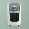 Distruggidocumenti Leitz IQ OptiMax Small Office 350 a microtaglio livello di sicurezza P5 22 L – bianco