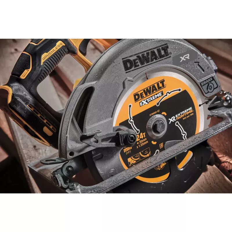 Sega circolare portatile DeWALT DCS573NT-XJ