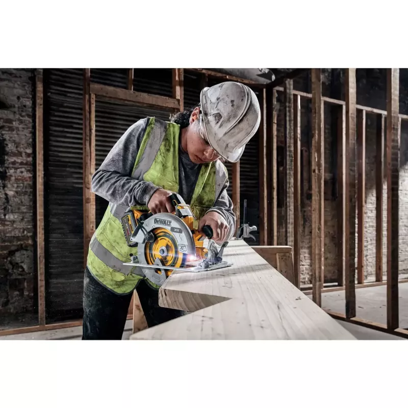 Sega circolare portatile DeWALT DCS573NT-XJ
