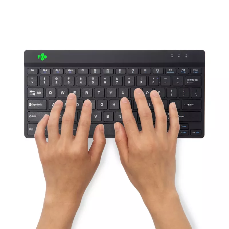 R-Go Tools tastiera ergonomica R-Go Compact Break, tastiera compatta con software per pause, QWERTY (US), Bluetooth, nero