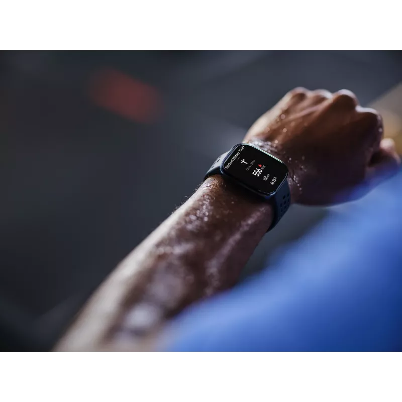 Amazfit Bip 6 nero 5 cm (1,97 pollici) AMOLED digitale 390 x 450 pixel touchscreen GPS (satellitare)