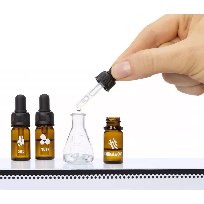 Miniverse Make It Mini Fragrances in PDQ, set per creare profumi per bambini, 8 anno/i, multicolore