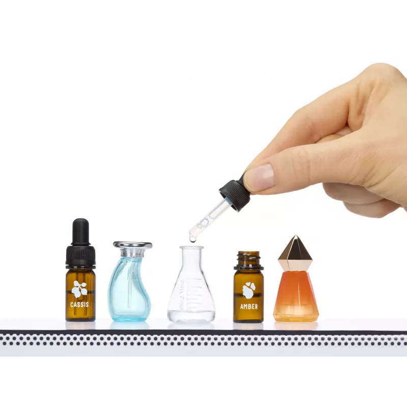 Miniverse Make It Mini Fragrances in PDQ, set per creare profumi per bambini, 8 anno/i, multicolore