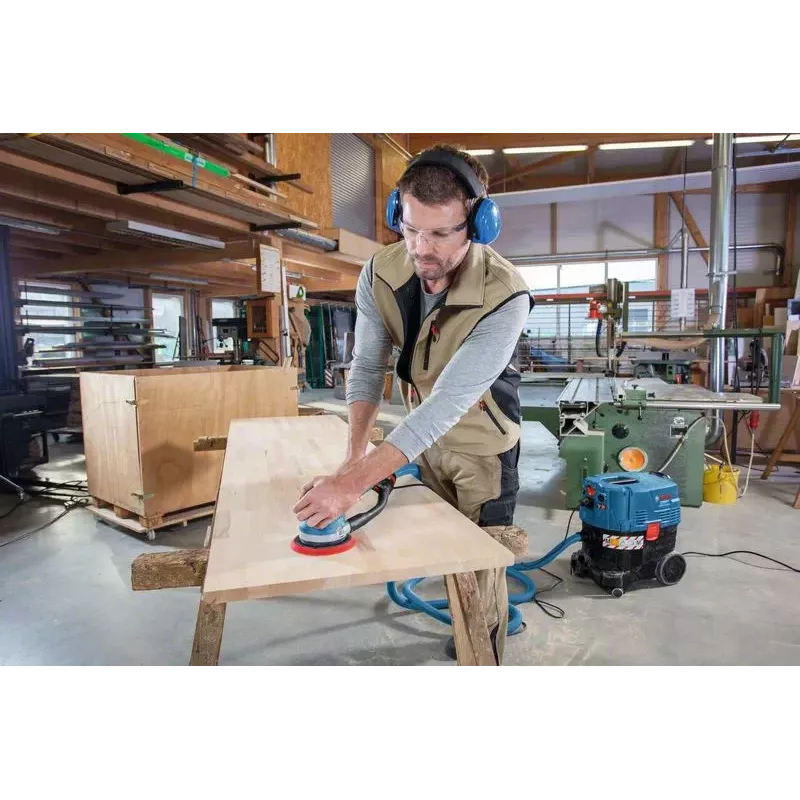Bosch GET 75-150 Professional levigatrice orbitale casuale, 750 W, 150 mm, 7300 giri/min, L-BOXX, nero/blu