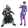 DC Comics, Batman Adventures, set action figure Batman vs The Joker, 2 figure, 12 accessori armatura, giocattolo supereroe da 30,5 cm per bambini e bambine