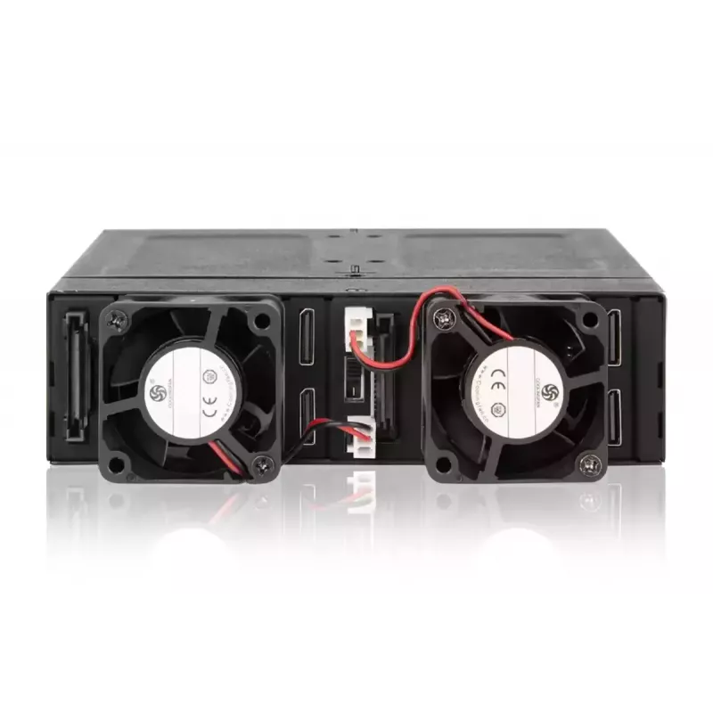 Case per SSD Icy Dock ToughArmor MB699VP-B V3 4 unità 2,5 pollici PCIe