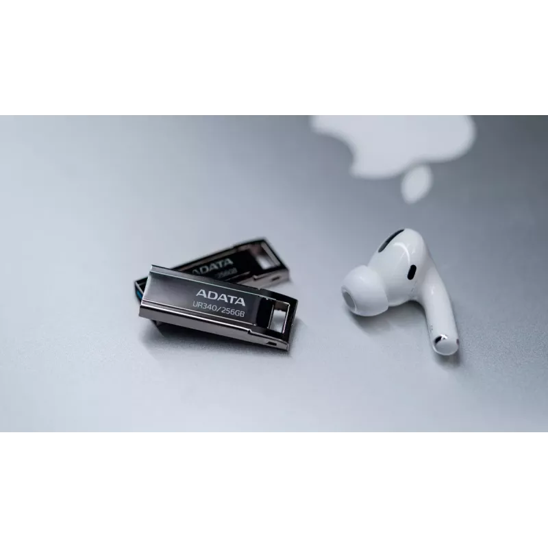 ADATA UR340 chiavetta USB 256 GB USB Type-A 3.2 Gen 1, velocità di lettura fino a 100 MB/s, nera