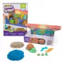 Kinetic Sand, Project Planet Turtle Beach con 397g di sabbia da gioco, strumenti e stampi, materiali sostenibili ed ecologici, giocattolo sensoriale per bambini