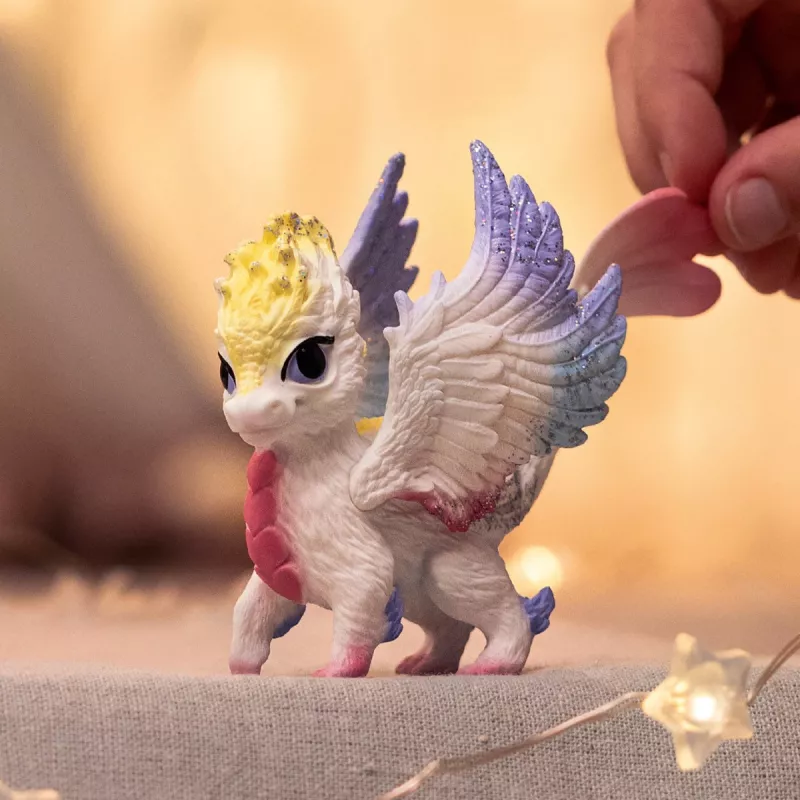 Schleich BAYALA Cucciolo di drago arcobaleno figura da 5 anni, beige blu verde, tema unicorno/pegaso