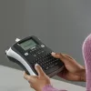 DYMO LabelManager ® ™ 210D - QWZ, QWERTZ, D1, trasferimento termico, 180 x 180 DPI, 12 mm/s, nero, argento
