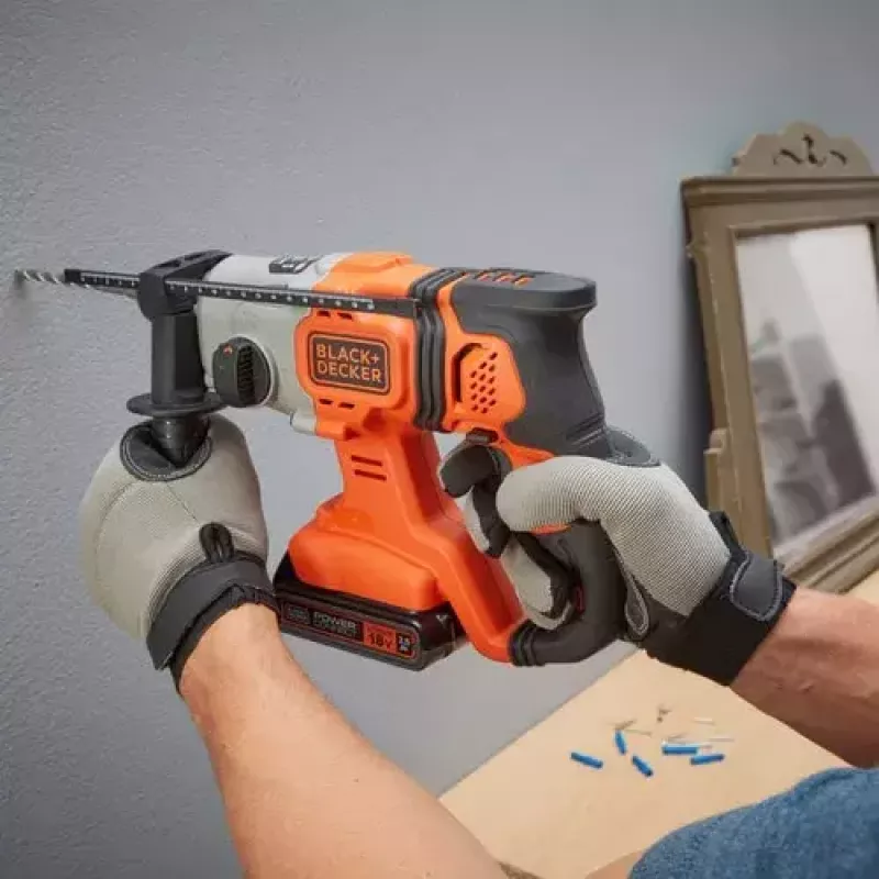 Trapano Black & Decker BCD900E2K-QW 1880 RPM SDS Plus, batteria ricaricabile 2,5 Ah