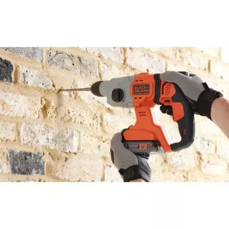 Trapano Black & Decker BCD900B-XJ