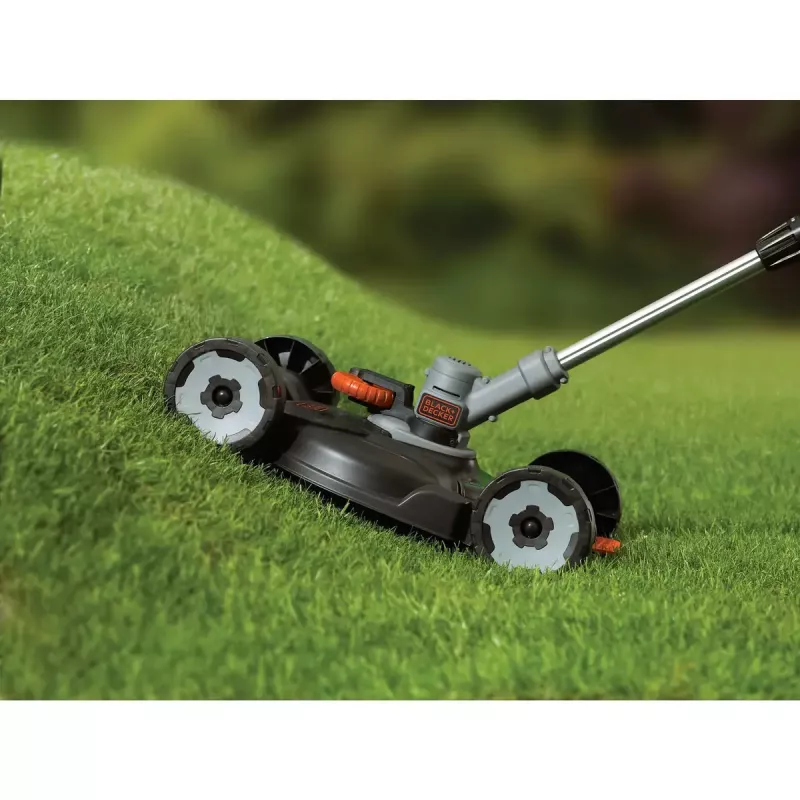 Decespugliatore a filo Black & Decker STC1820CM-QW