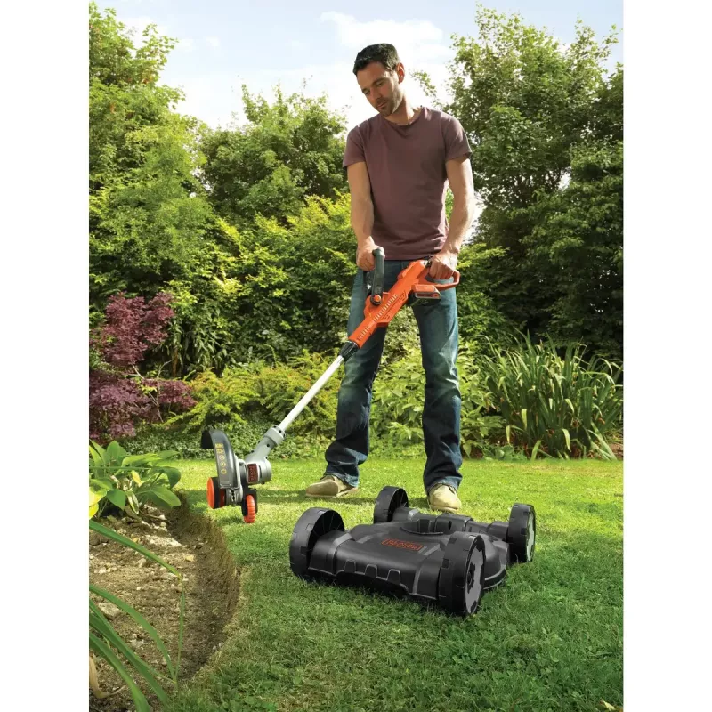 Decespugliatore a filo Black & Decker STC1820CM-QW