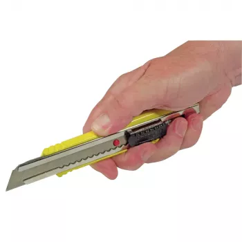 Taglierino a lama troncabile STANLEY FATMAX 0-10-421, 18 mm, corpo in metallo pressofuso, blocco a scorrimento, guida lama in acciaio inox, clip da cintura, giallo