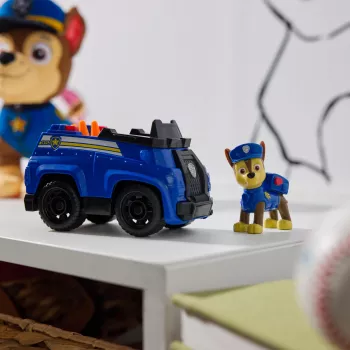 PAW Patrol, il veicolo di Chase, auto giocattolo con figura da collezione, giocattolo sostenibile per bambini e bambine dai 3 anni