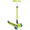 Monopattino GLOBBER Go-Up Active Lights — altezza regolabile, luci LED, lime