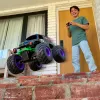 Monster Jam, veicolo radiocomandato ufficiale Smash & Bash Grave Digger per interni ed esterni, monster truck riparabile in scala 1:15, giocattolo per bambini e bambine da 4 anni