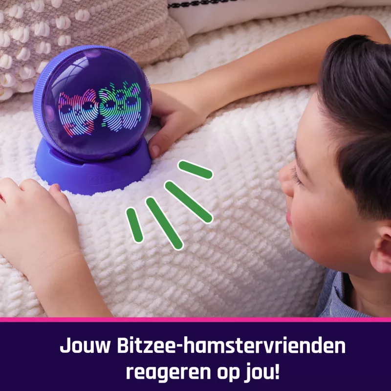 Giocattolo interattivo palla criceto Spinmaster Bitzee con oltre 20 criceti digitali, rotola e reagisce al tocco, batteria AA, multicolore