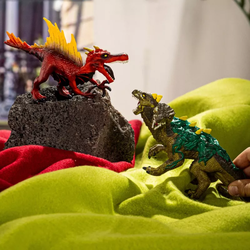 Set di figure da gioco Schleich Eldrador Creatures dinosauro di fuoco vs. lucertola della giungla, modello 70834