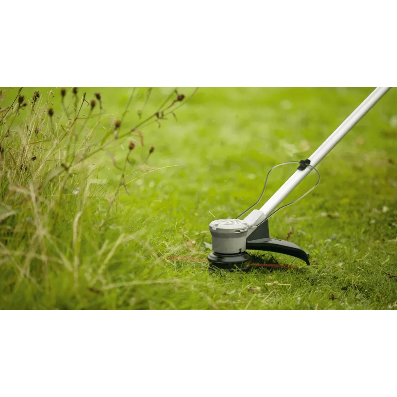 Bosch AdvancedGrassCut 36V-33 06008C1K00 tagliabordi a batteria, 36 V, 33 cm, con batteria agli ioni di litio da 2,0 Ah, verde/nero