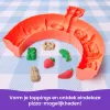 Kinetic Sand, SquishPizza set da gioco forno per pizza che lievita, regali creativi di Pasqua, include 1 lb di sabbia modellabile e 5 utensili, cibo giocattolo artigianato giocattolo per bambini