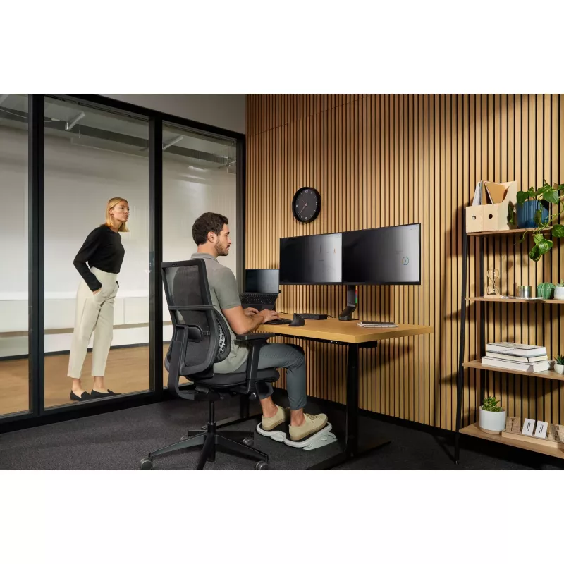 Kensington SmartFit braccio doppio per monitor salvaspazio