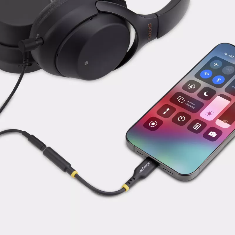 StarTech.com USBCAUDIO2 adattatore audio da USB-C a 3,5 mm TRRS per cuffie/auricolare con microfono, DAC a 32 bit, compatibile con Thunderbolt, 12,7 cm, nero