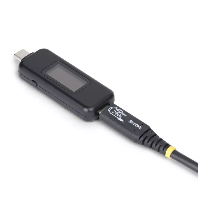 StarTech.com Tester di alimentazione USB-C, multimetro digitale, misuratore di tensione e corrente bidirezionale, fino a 240W PD EPR, tester portatile per prestazioni di cavi e porte USB-C