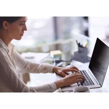 3M COMPLY™ Flip Attach Bezel Laptop Fit, COMPLYBZ, laptop, filtro privacy senza cornice, 9 g