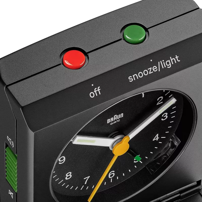 Sveglia BRAUN BC 05 B al quarzo pieghevole nero — sveglia da viaggio compatta