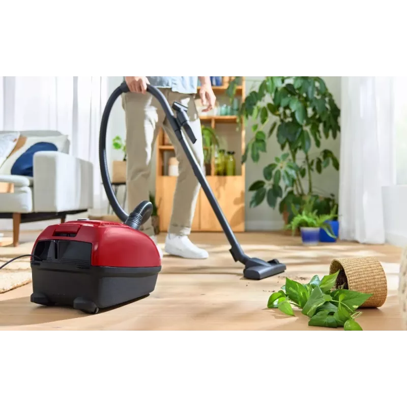 Aspirapolvere a traino Bosch Serie 4 BGD38RD1H, 600 W, 4 L sacchetto, pulizia a secco, rosso