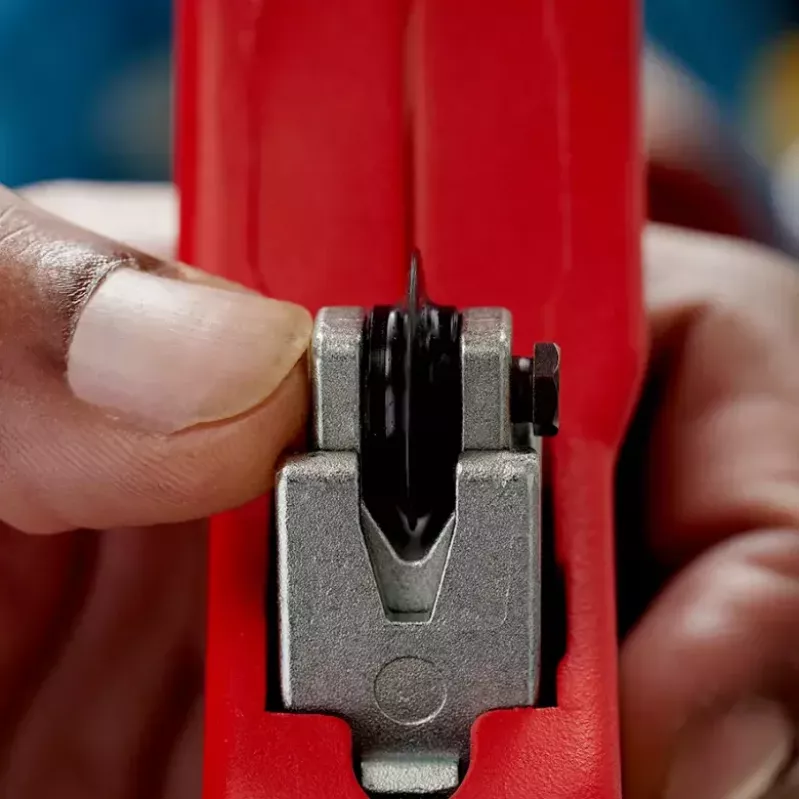Tagliatubi Knipex 90 31 03 BK adatto per ottone, rame, acciaio
