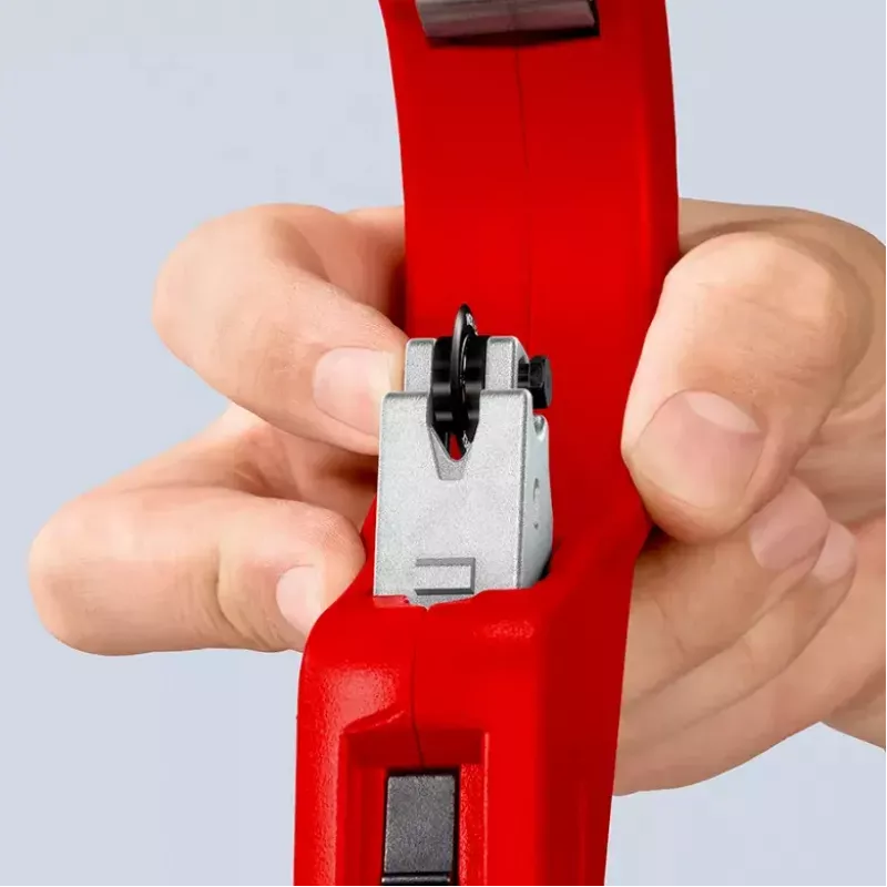 Tagliatubi Knipex 90 31 03 BK adatto per ottone, rame, acciaio