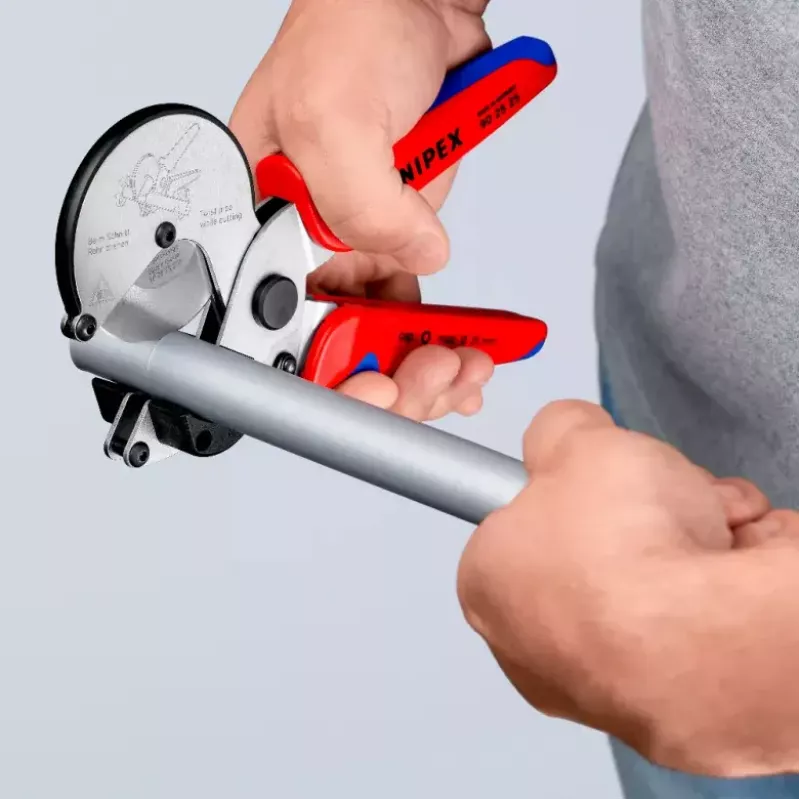 Knipex 90 25 25 tagliatubi per tubi compositi e in plastica