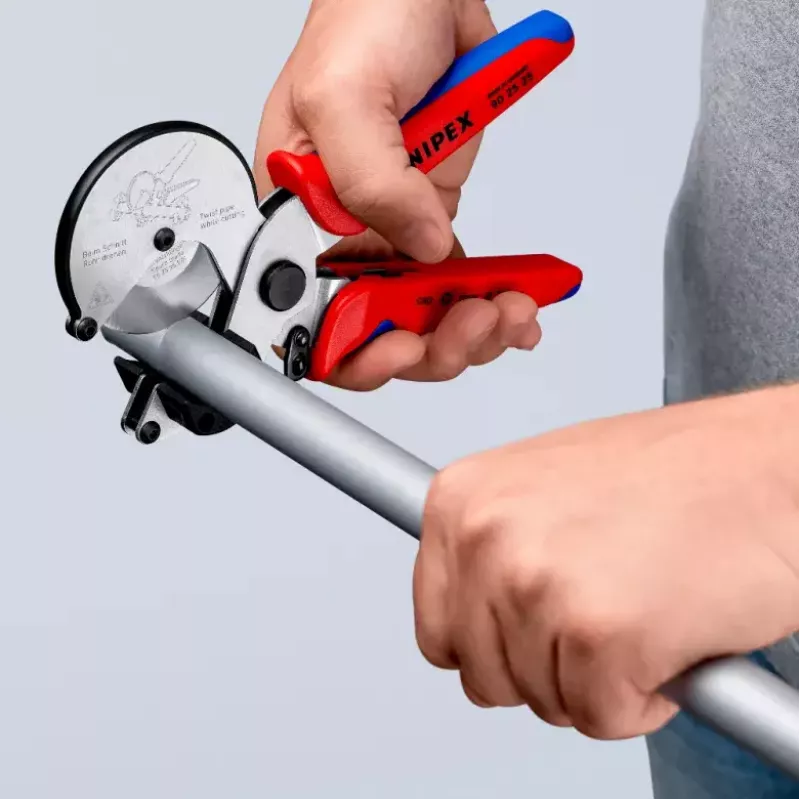 Knipex 90 25 25 tagliatubi per tubi compositi e in plastica