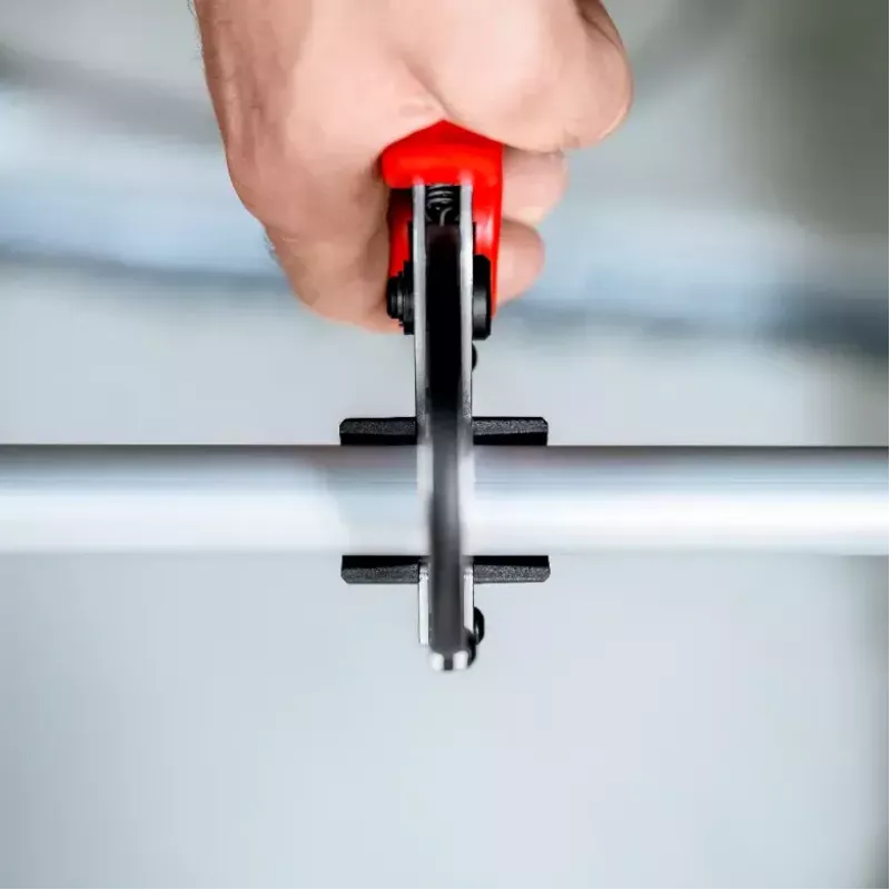 Knipex 90 25 25 tagliatubi per tubi compositi e in plastica