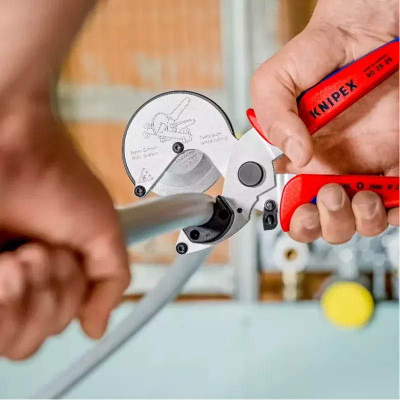 Knipex 90 25 25 tagliatubi per tubi compositi e in plastica