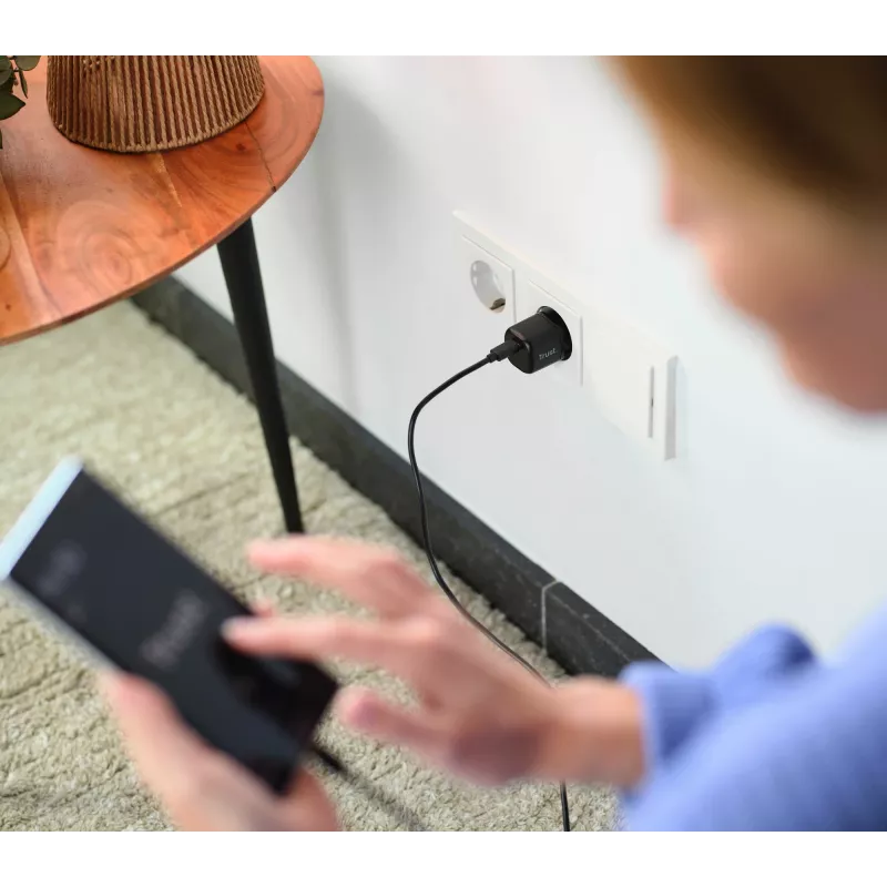 Caricabatterie AC Trust Maxo universale nero 12V 3A USB Type-C