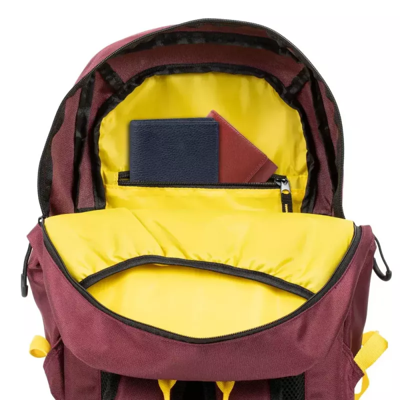 Rivacase 5421 Urban zaino per laptop 13,3 pollici (33,8 cm), 14 l, rosso bordeaux