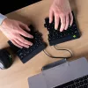 Tastiera ergonomica R-Go Tools R-Go Split Break con software per pause, tastiera ergonomica divisa, QWERTY (US), Bluetooth, nero