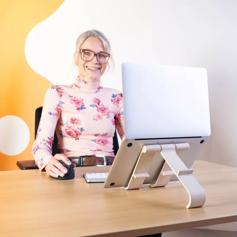 R-Go Tools supporto per laptop e tablet R-Go Treepod, ergonomico e modulare, regolabile, a base biologica