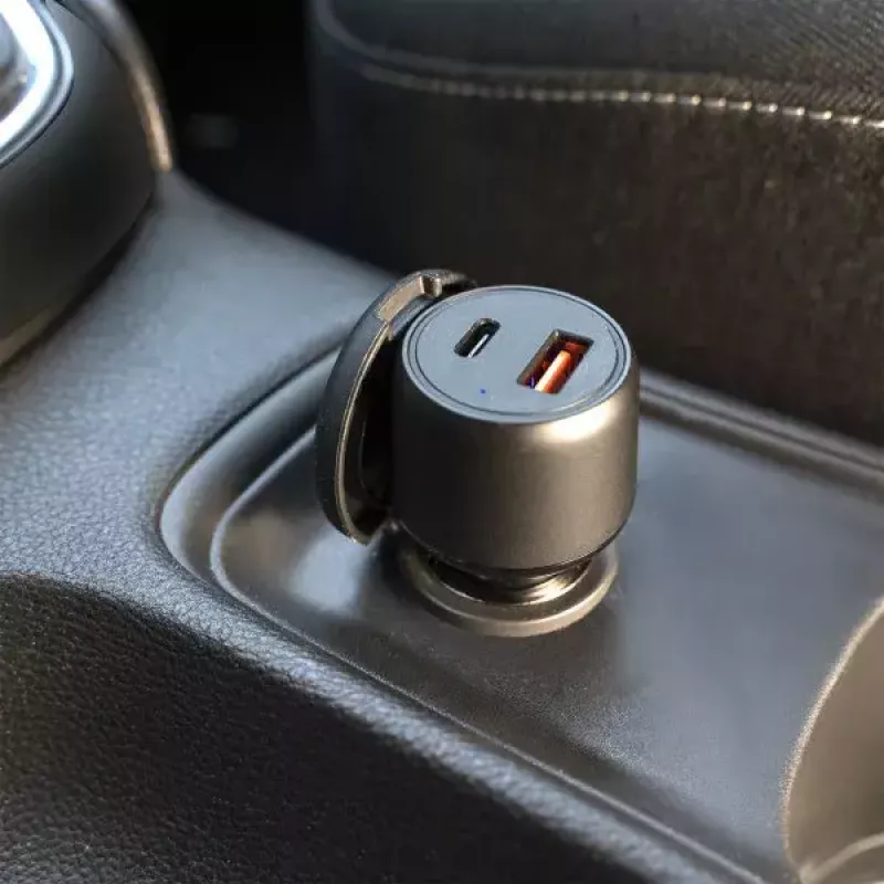 4smarts VoltRoad Ultimate caricabatterie da auto per laptop, smartphone e tablet con funzione di ricarica rapida