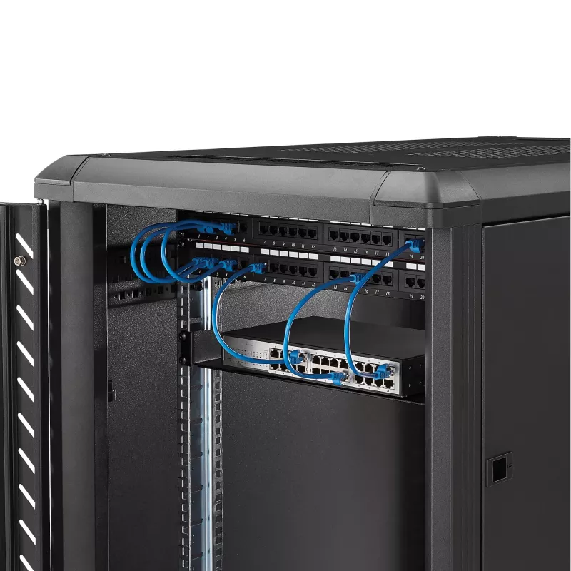 StarTech.com CABSHELF1U ripiano 1U per rack server, ripiano a sbalzo fisso per rack/armadio da 19 pollici, profondità 17,7 cm (7 pollici), portata 15 kg (33 lb), con dadi a gabbia e viti, nero