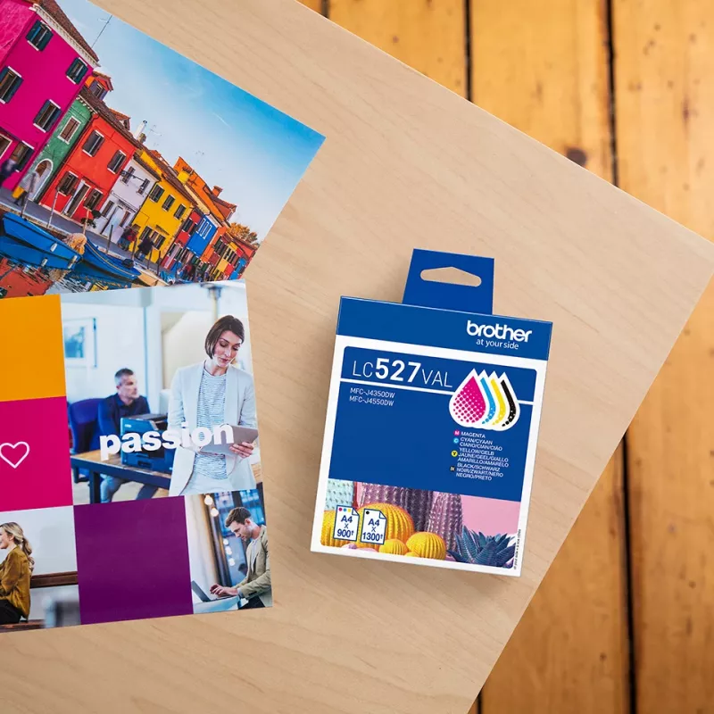 Confezione di cartucce d'inchiostro Brother LC527VAL CMYK – 1×1300, 3×900 pagine