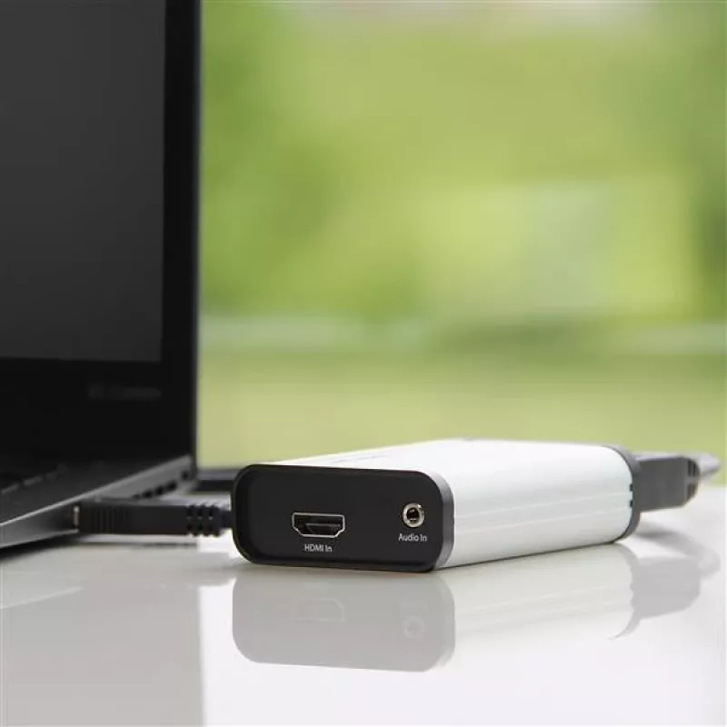 StarTech.com Dispositivo di acquisizione video HDMI a USB-C, 1080p, 60fps – UVC – Acquisizione/streaming live USB 3.0 Type-C esterno – Adattatore registratore audio/video HDMI – Compatibile con USB-C/USB-A/Thunderbolt 3 – TAA
