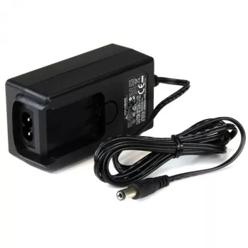 StarTech.com alimentatore DC – 5V, 3A, universale, per interni, 100-240 V, 5 V, 3 A, tipo M