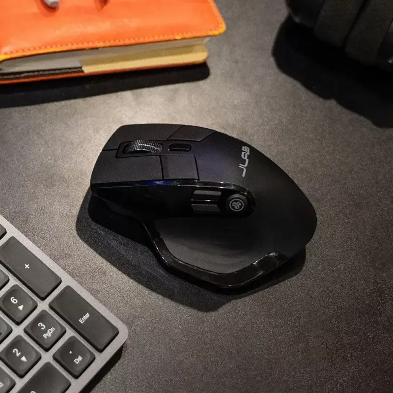 JLab Audio Epic Office mouse wireless per destrorsi — Bluetooth + USB Type-A, ottico 2400 DPI, 9 tasti, rotella, nero