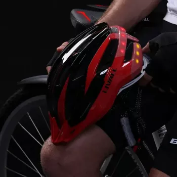 Casco protettivo Livall MT1 Neo — guscio rigido, finitura lucida